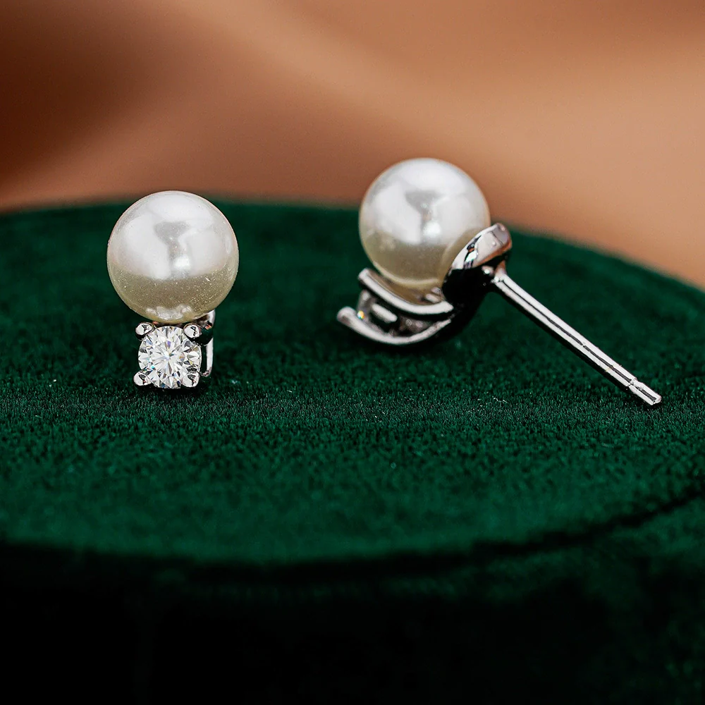925 Sterling Silver Micropaved Moissanite And Natural Freshwater Pearl Earrings With Flower Pattern