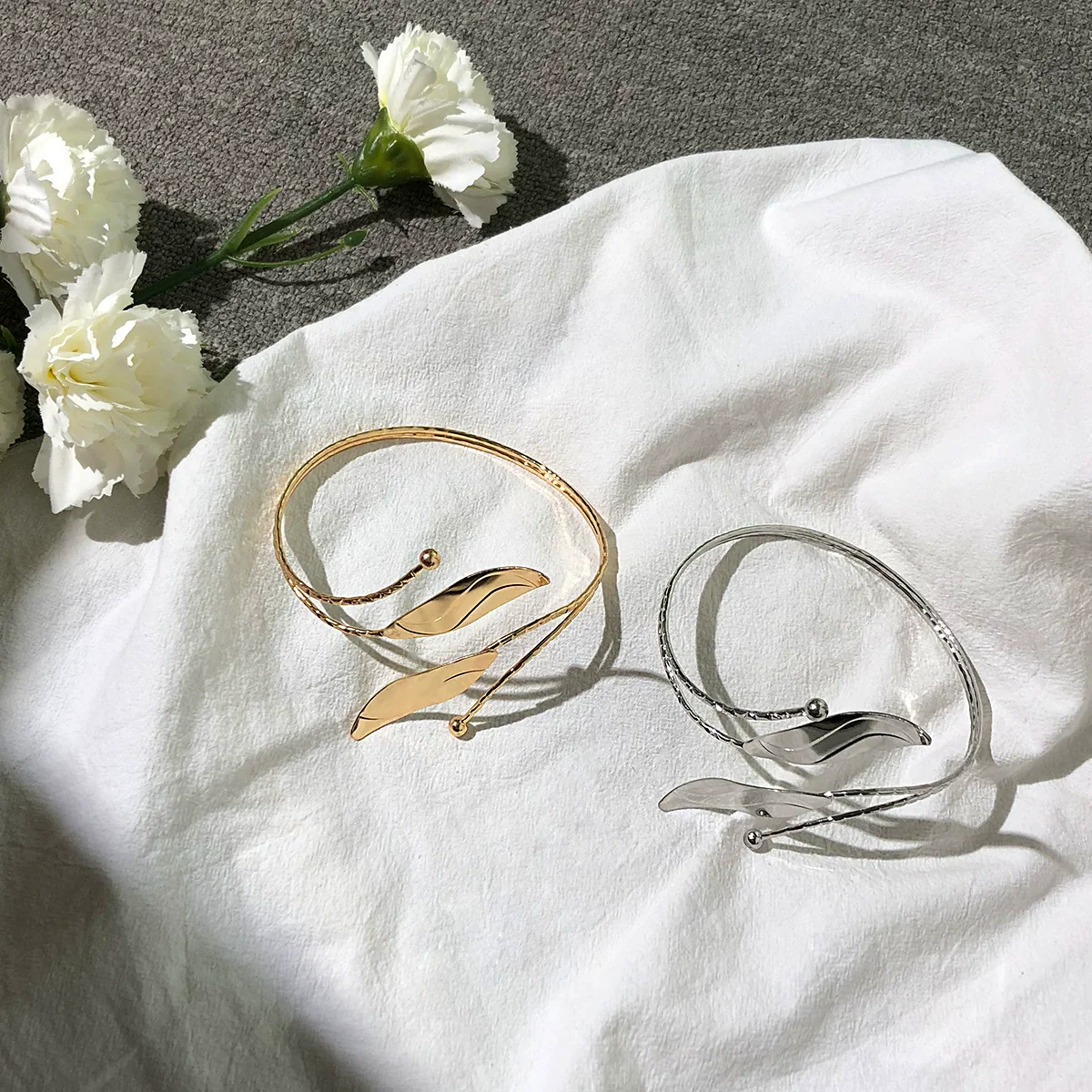 Accessories Metal Geometric Arm Bracelet Arm Ring Electroplating Female Retro Style - Image 3