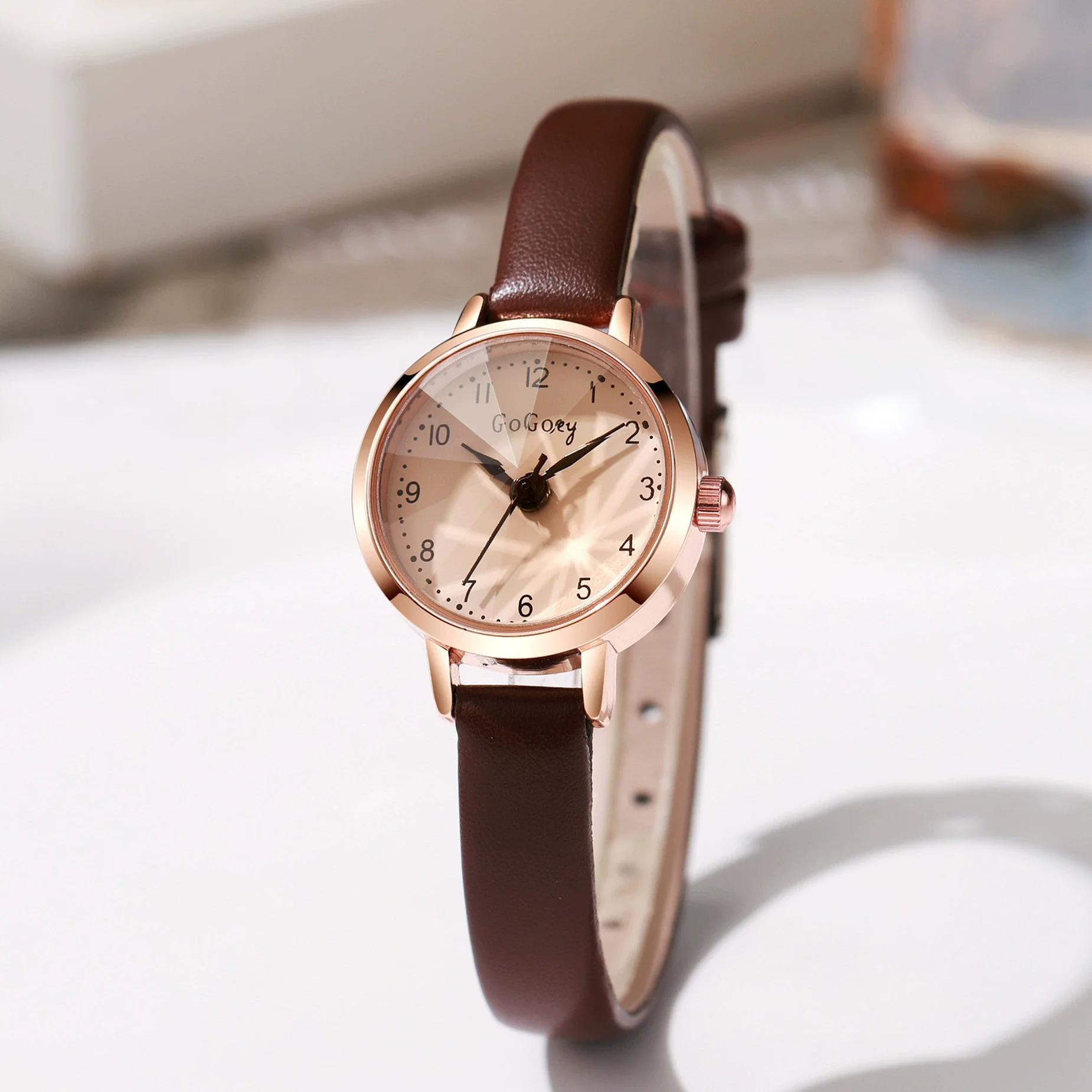 Allmatch Fashion Female Watch With Alloy Case And Pu Strap Round Dial Sweet Style - Image 4