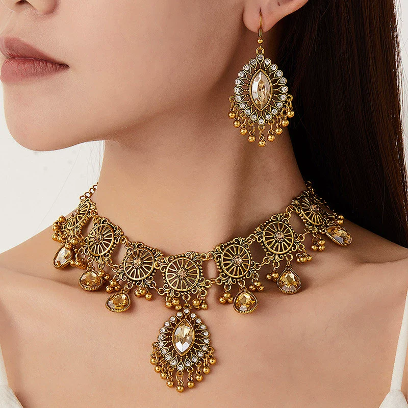 Alloy Acrylic Rhinestones Vintage Hollow Drop Spike Style Female Necklace And Earrings - Image 9