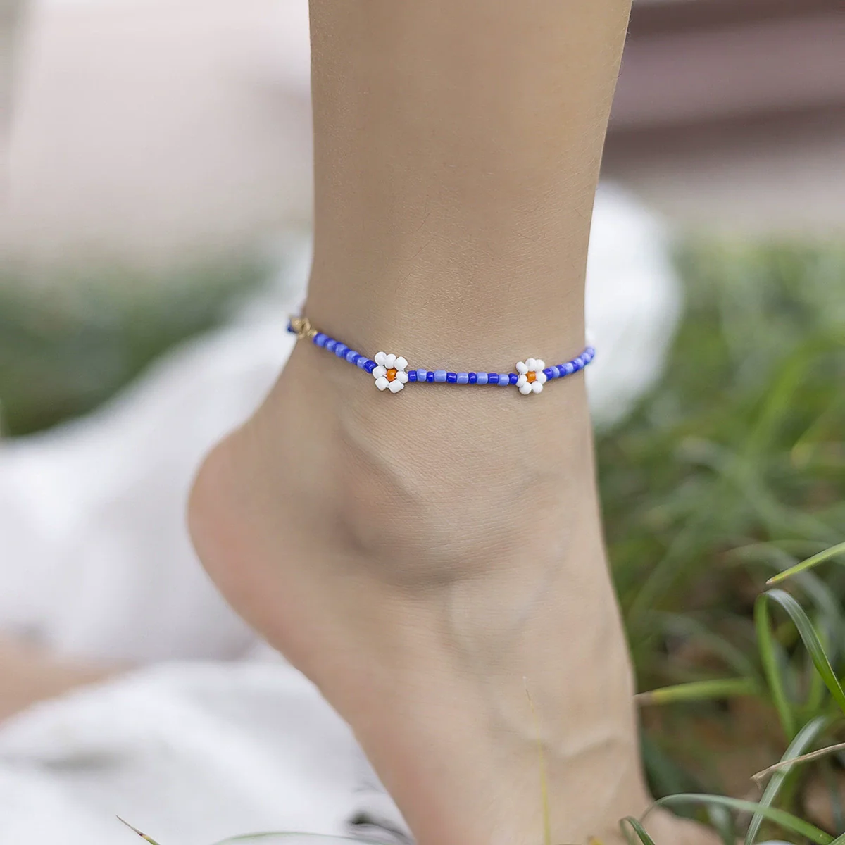 Alloy Anklet For Women With Geometric Pattern And Inlaid Artificial And Semiprecious Stones Retro Style - Image 14