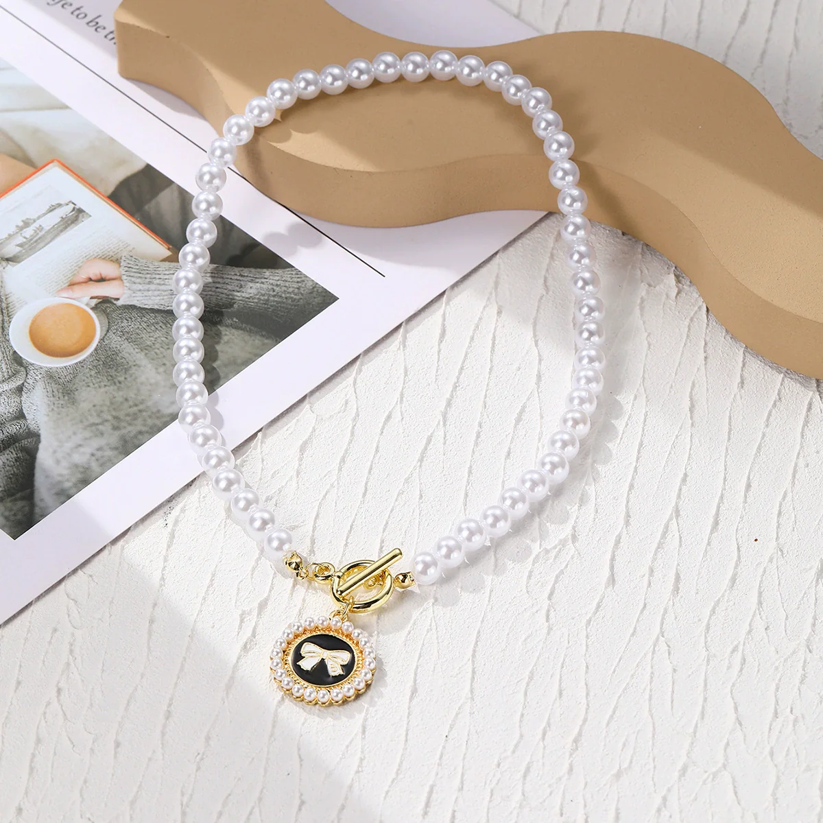 Alloy Bow Necklace With Geometric And Flower Patterns Electroplated - Image 2