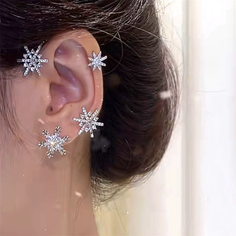 Alloy Butterfly Ear Clip With Diamond And Geometric Design For Women - Image 19