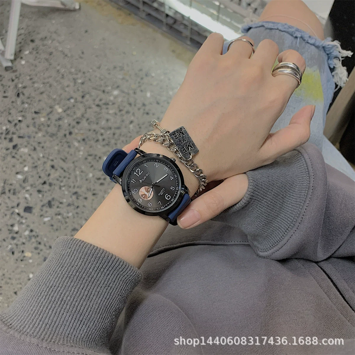 Alloy Casual Sports Watch For Teenager Students Waterproof Quartz Large Dial Leisure Style - Image 7