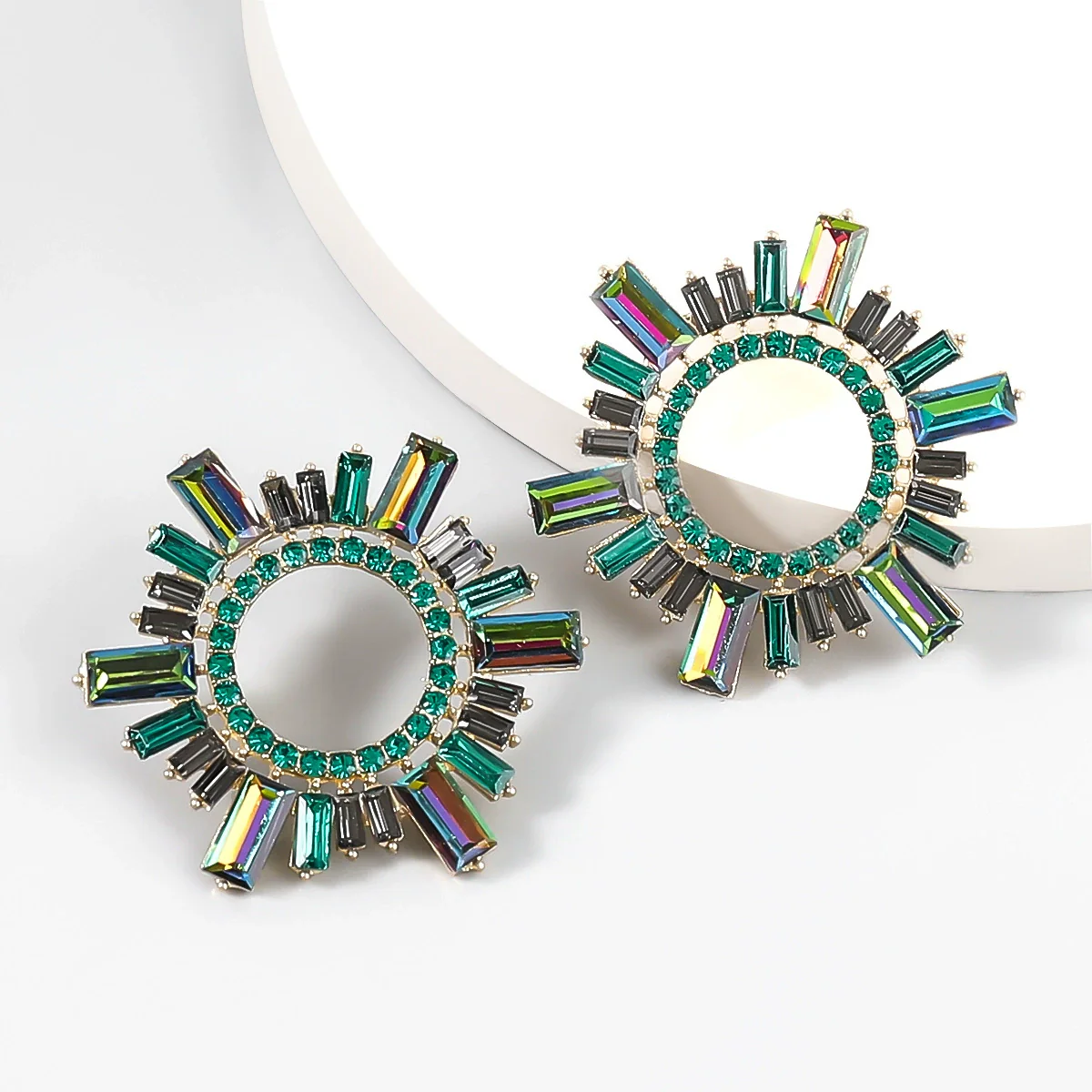 Alloy Diamond Sunflower Fashion Women's Earrings - Image 3
