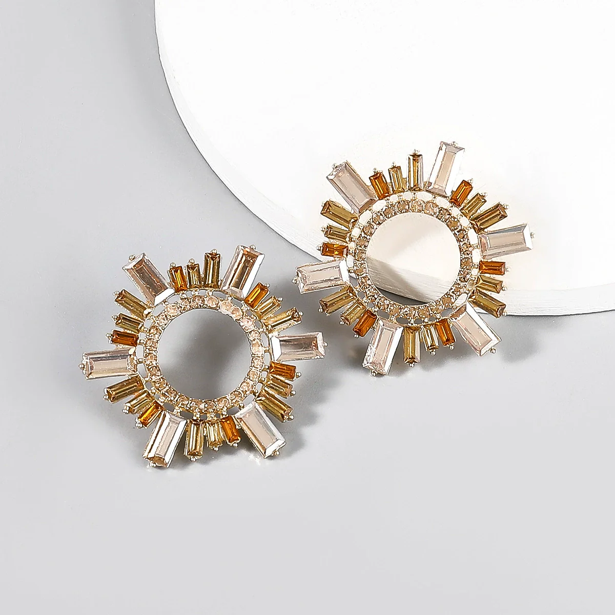 Alloy Diamond Sunflower Fashion Women's Earrings - Image 4
