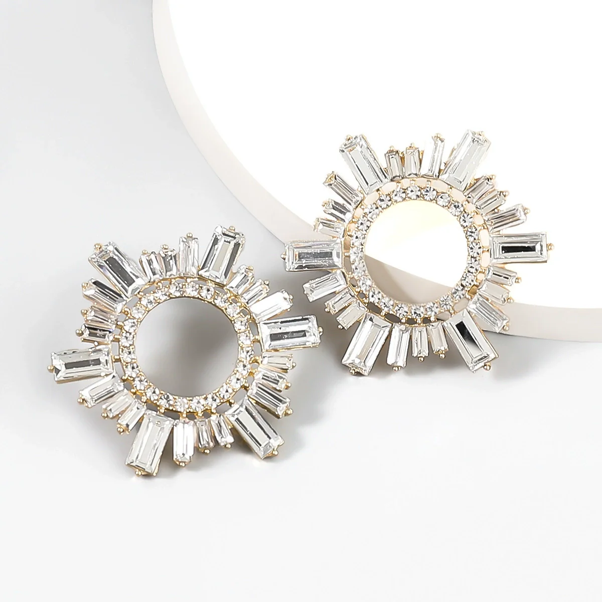 Alloy Diamond Sunflower Fashion Women's Earrings - Image 6