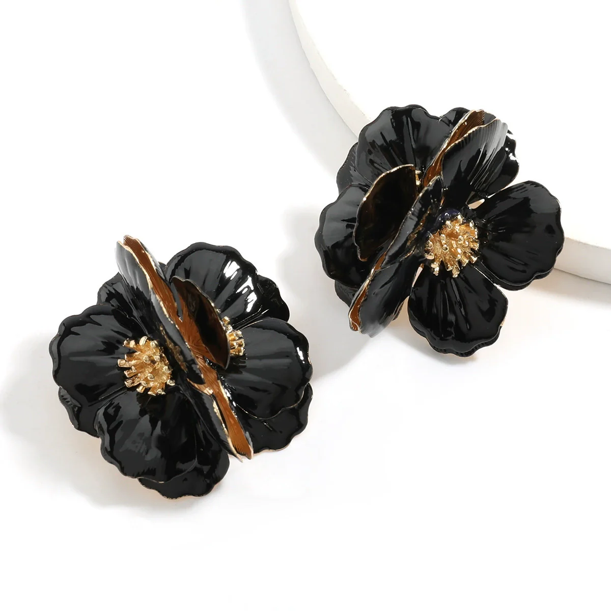 Alloy Dripping Oil Flower Earrings Exaggerated Creative And Fashionable For Girls - Image 4