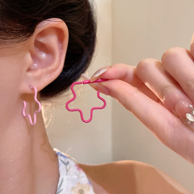 Alloy Electroplated Flower Heart Asymmetric Blue Gradient Women's Earrings - Image 6