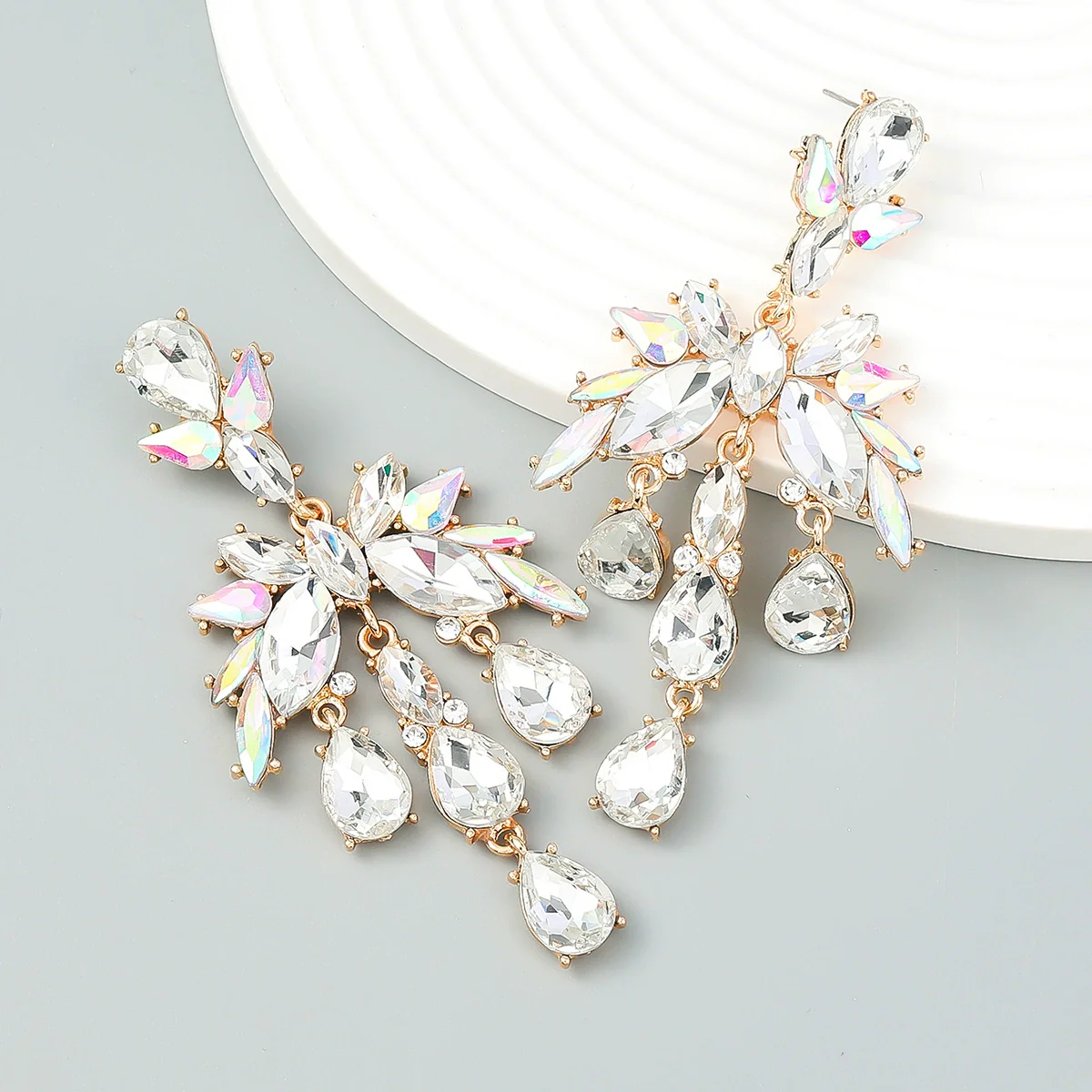 Alloy Fashion Style Diamondinlaid Dropshaped Flower Earrings For Women - Image 3