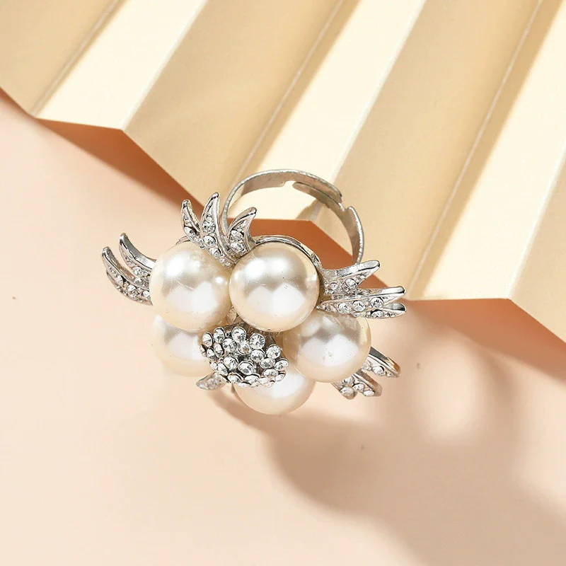 Alloy Flower Diamondencrusted Ring Exaggerated Elegant Retro Style Unisex - Image 3