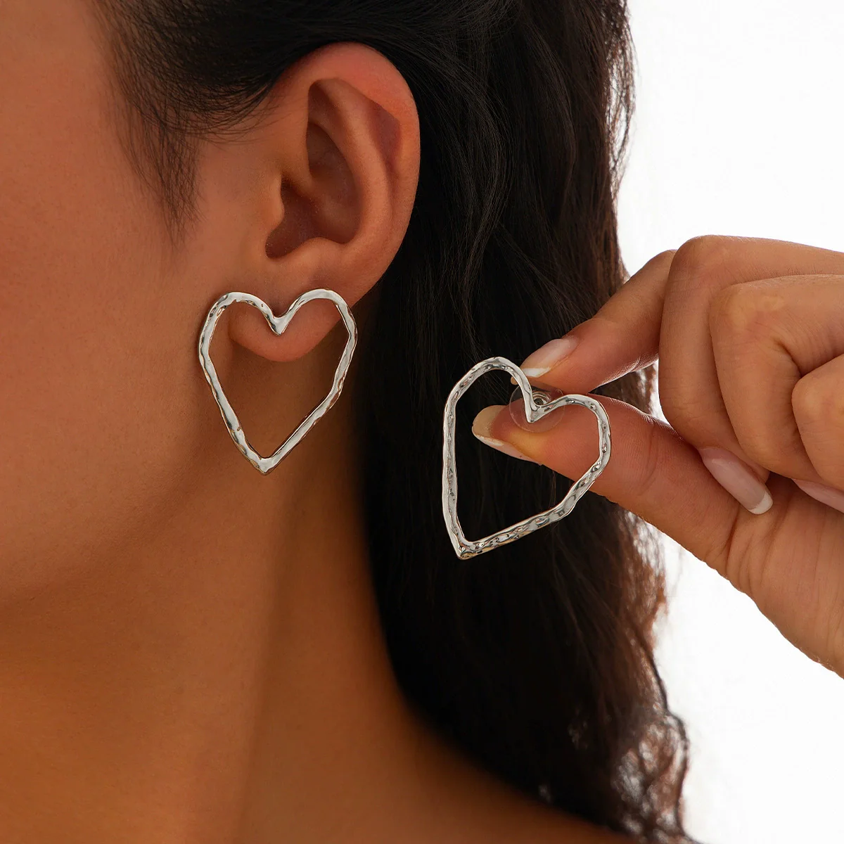 Alloy Geometric And Heart Shape Liquid Love Tassel Earrings For Women With Electroplating - Image 7