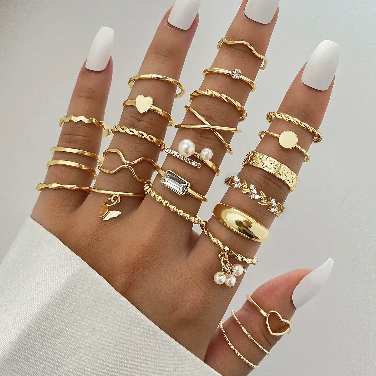 Alloy Geometric Black Butterfly Diamond Pearl Ring Dripping Oil Highend Unisex - Image 22
