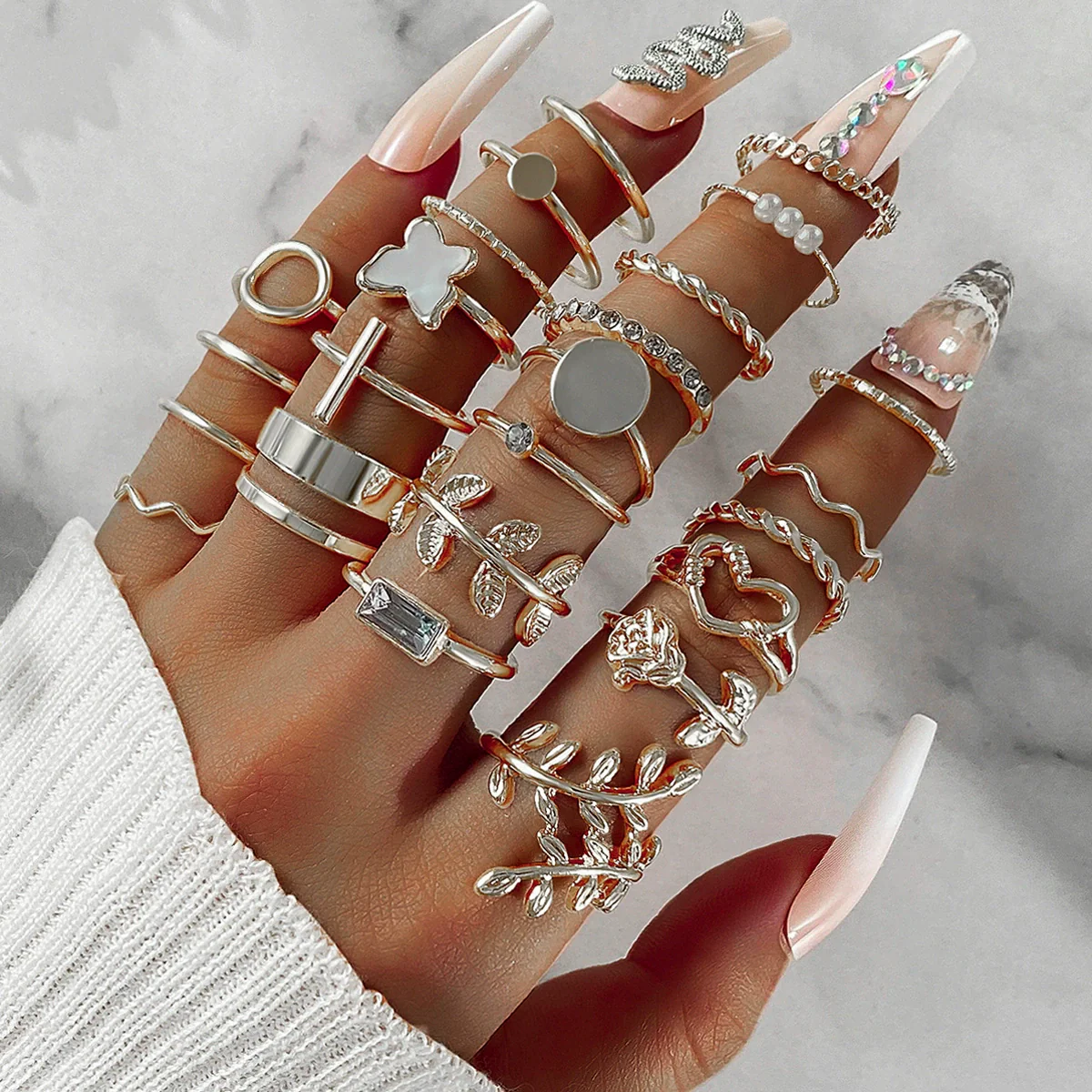 Alloy Geometric Black Butterfly Diamond Pearl Ring Dripping Oil Highend Unisex - Image 25