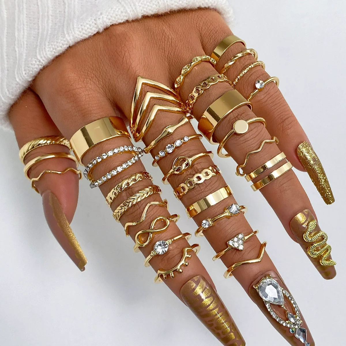 Alloy Geometric Black Butterfly Diamond Pearl Ring Dripping Oil Highend Unisex - Image 30