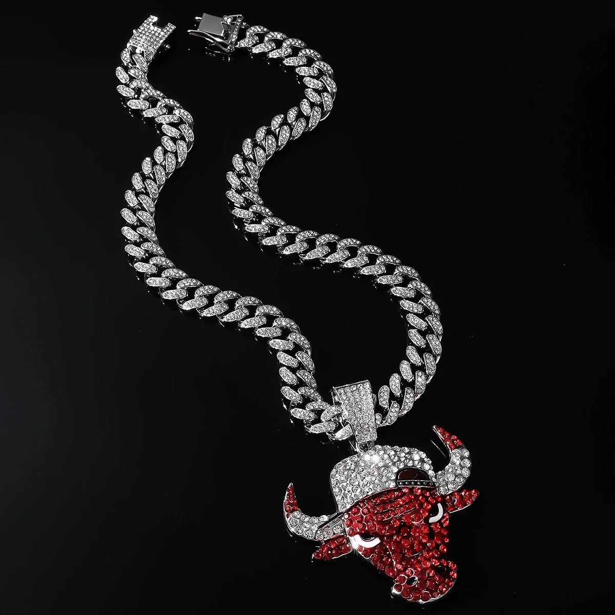 Alloy Geometric Diamond Bull Head Pendant Men's Cuban Chain Necklace Accessories - Image 3