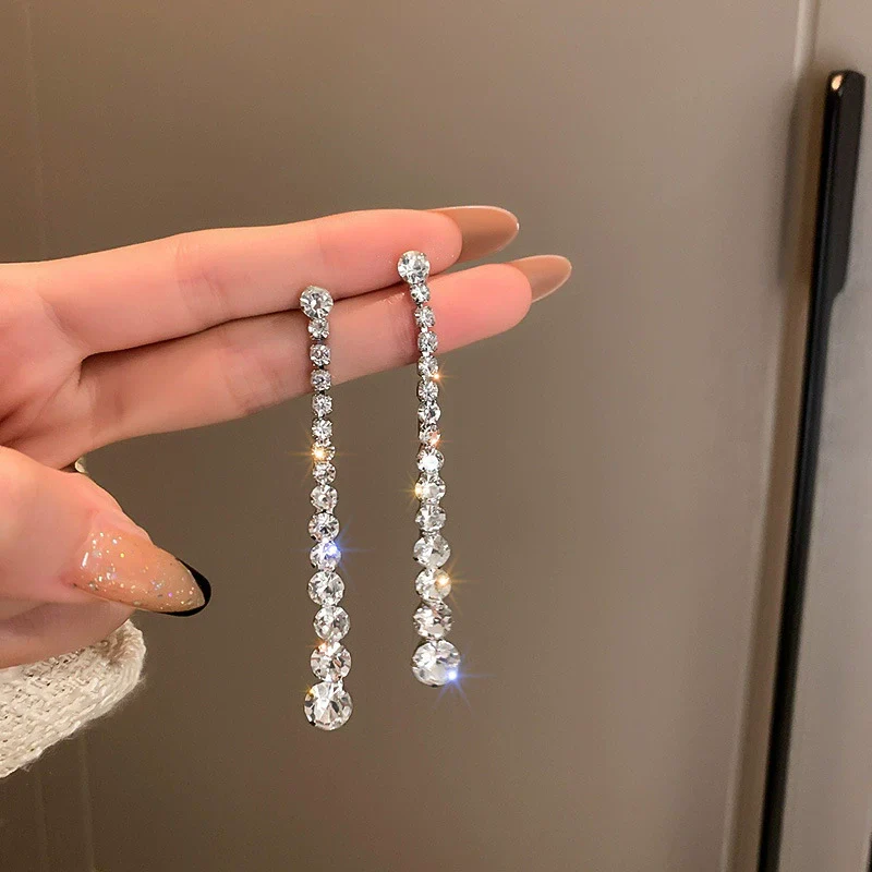 Alloy Geometric Diamond Tassel Earrings - Image 18