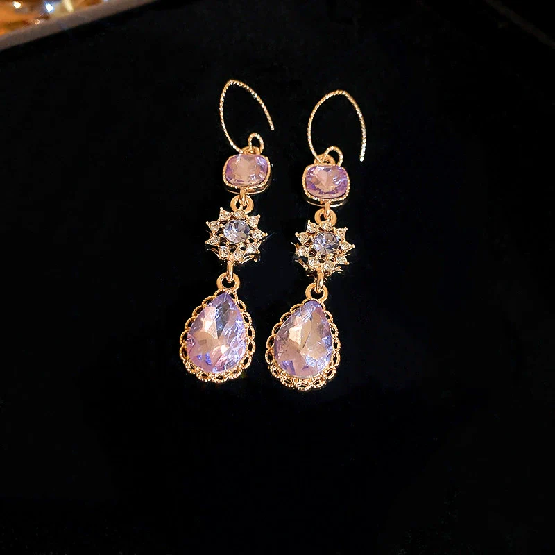 Alloy Geometric Drop Shape Zircon Earrings Set With Diamonds Retro Elegant Style - Image 4
