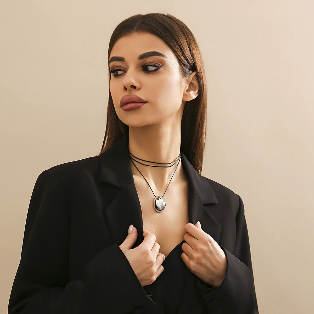 Alloy Geometric Egg Noodle Choker Women's Wax Line Necklace Jewelry - Image 2
