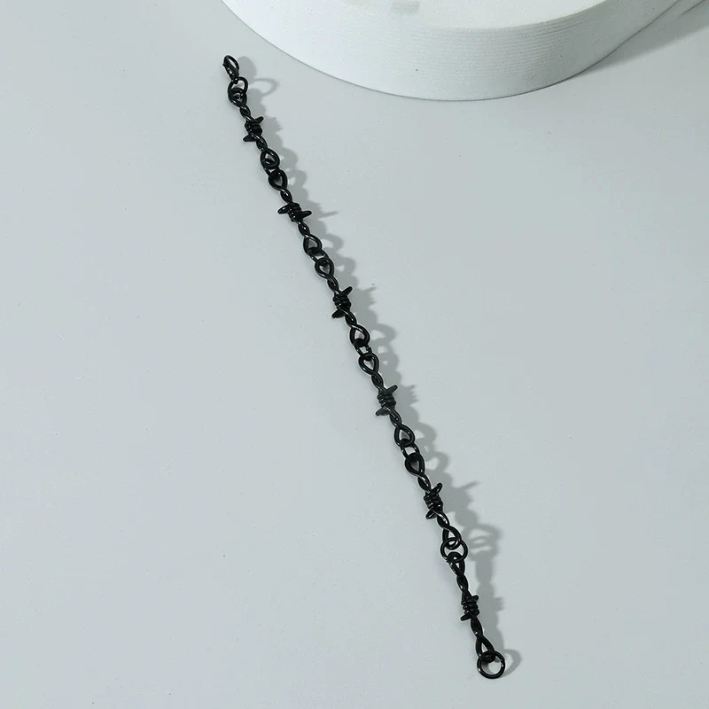 Alloy Geometric Electroplated Necklaces Unisex Jewelry - Image 3