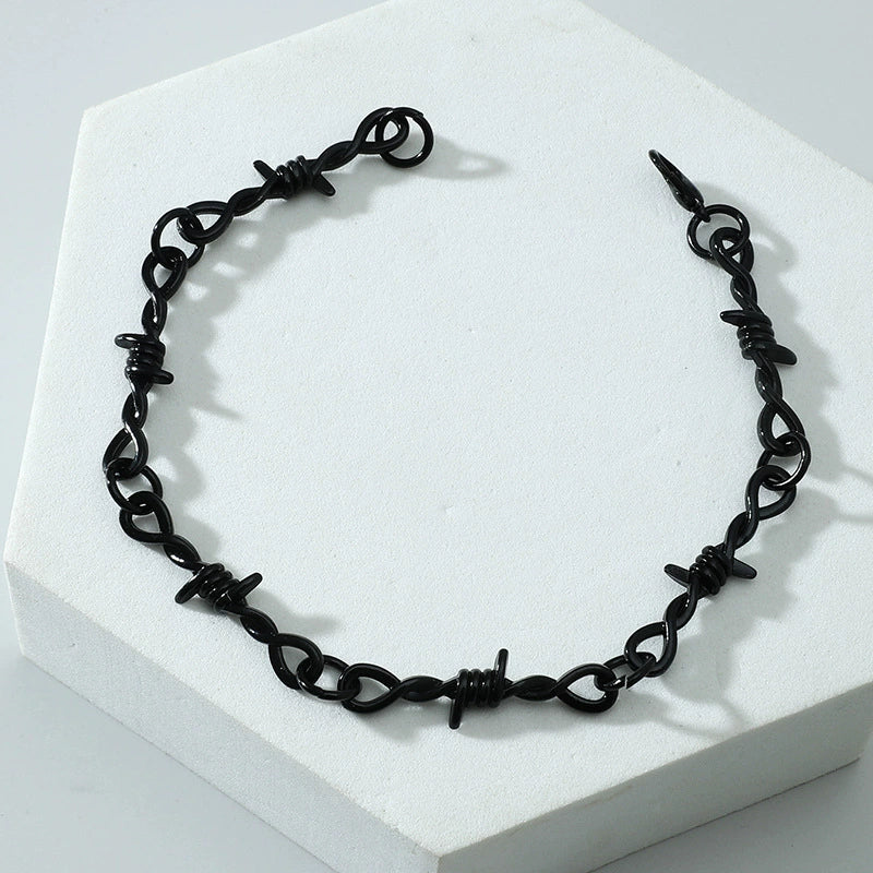 Alloy Geometric Electroplated Necklaces Unisex Jewelry - Image 4