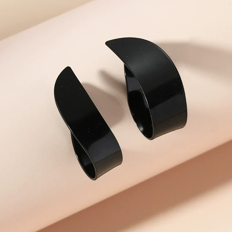 Alloy Geometric Exaggerated Cold Style Electroplated Earrings - Image 4