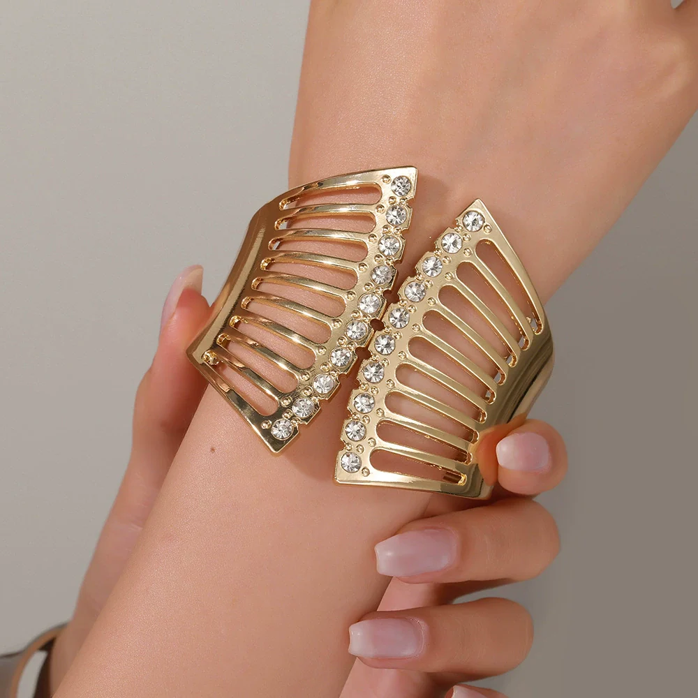 Alloy Geometric Metal Bracelets Electroplated Diamondencrusted Multilayered Glossy Hollow Open For Women - Image 4
