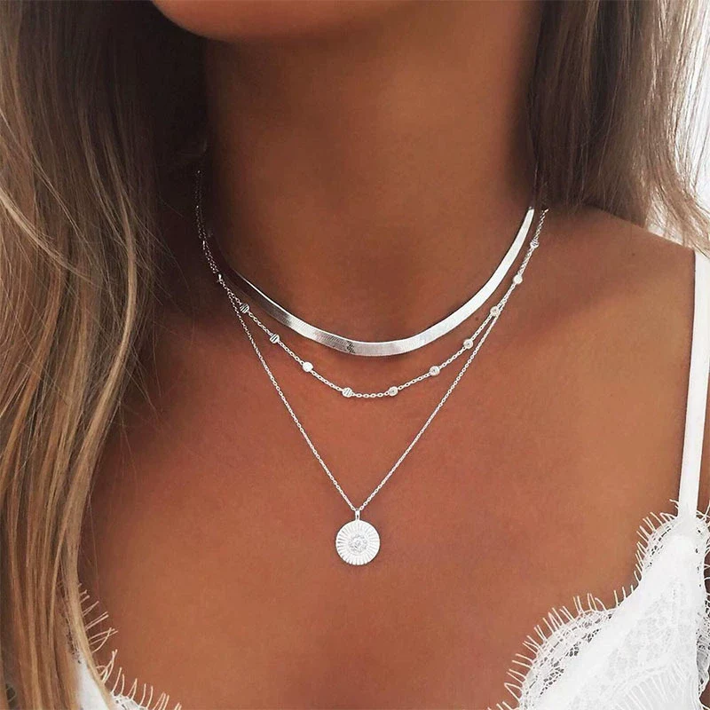 Alloy Geometric Multilayer Lotus Pendant Necklace For Women With Electroplated Blade Chain