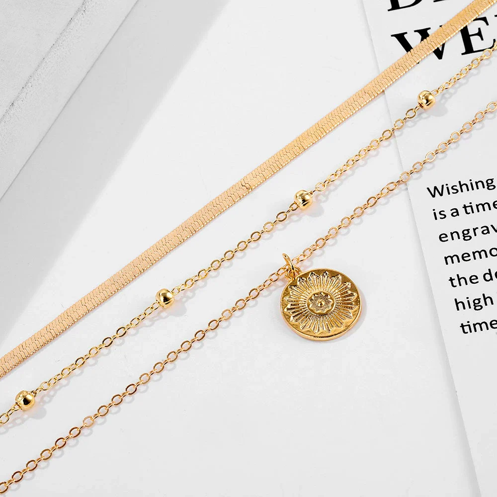 Alloy Geometric Multilayer Lotus Pendant Necklace For Women With Electroplated Blade Chain - Image 4