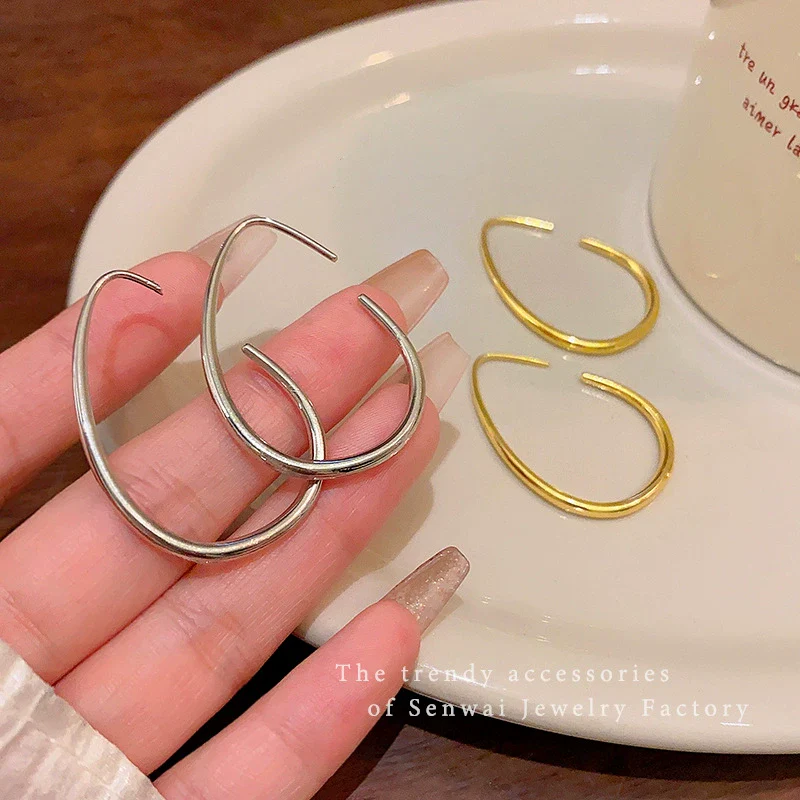 Alloy Geometric Oval Women's Earrings With Electroplating - Image 3