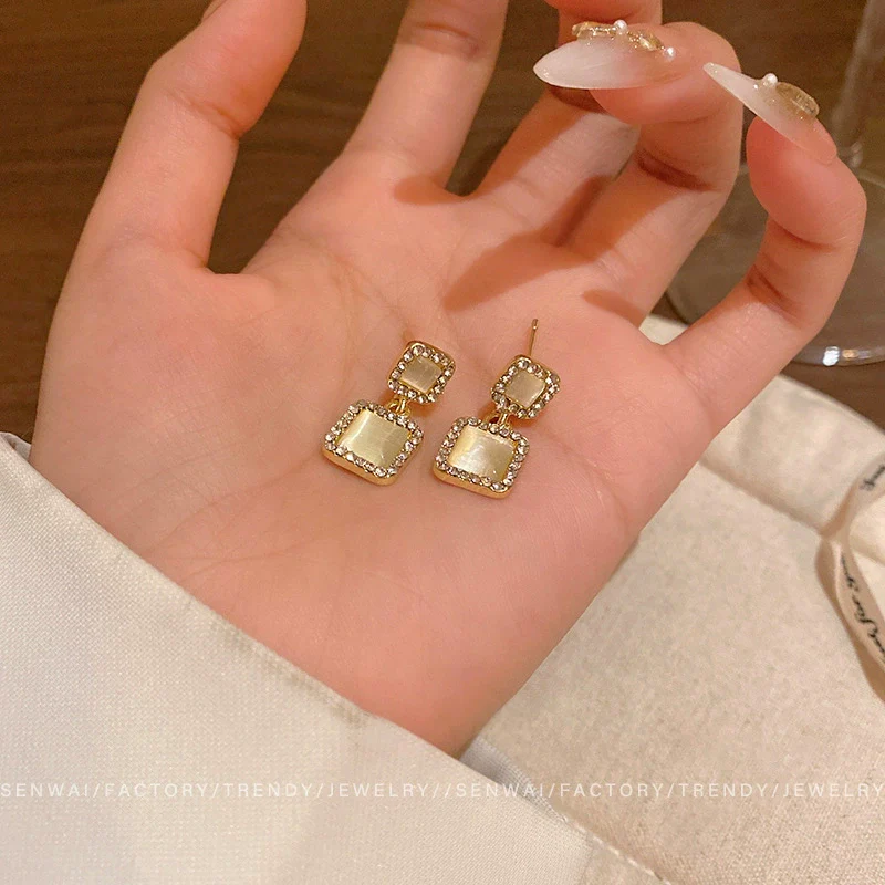 Alloy Geometric Square Earrings For Women With Cat's Eye Stone And Sparkling Diamond Electroplated Light Luxury Highend - Image 2