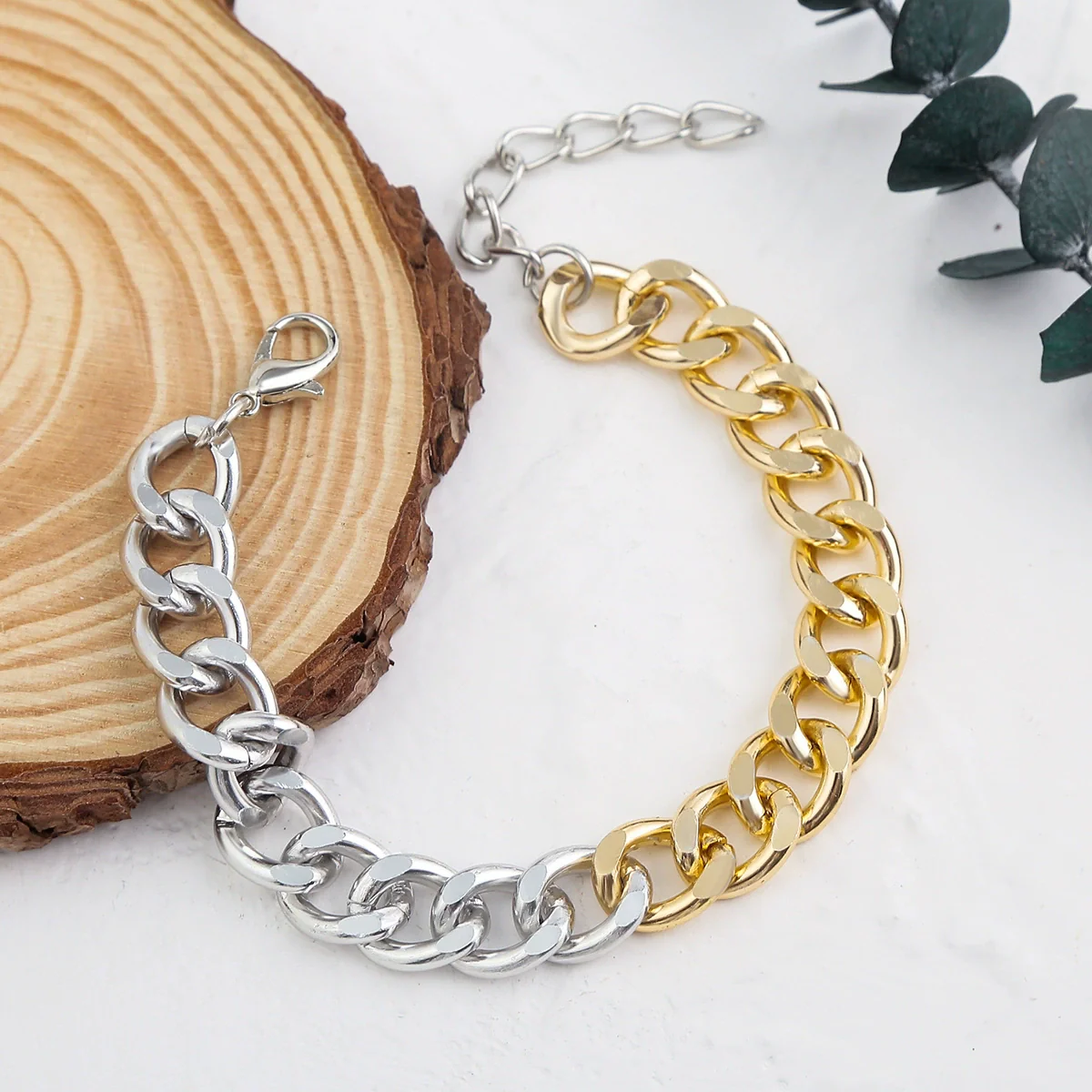 Alloy Geometric Style Electroplated Women's Bracelet - Image 4