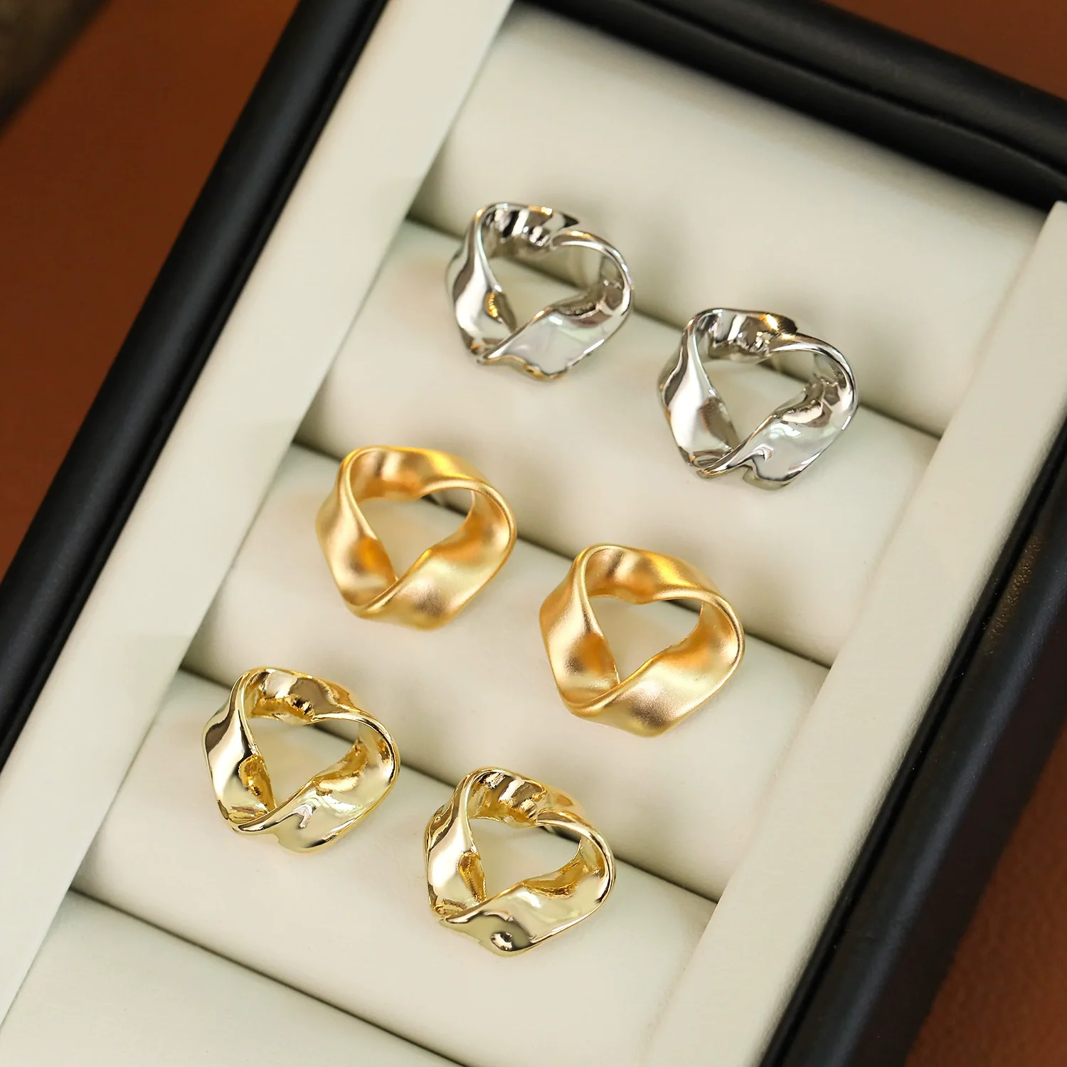 Alloy Geometric Twisted Triangle Ear Studs With Electroplating For Women - Image 3