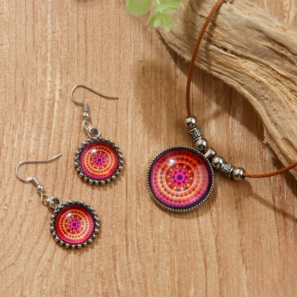 Alloy Glass Necklace For Women Elegant Plant Flowers Geometric Style - Image 2