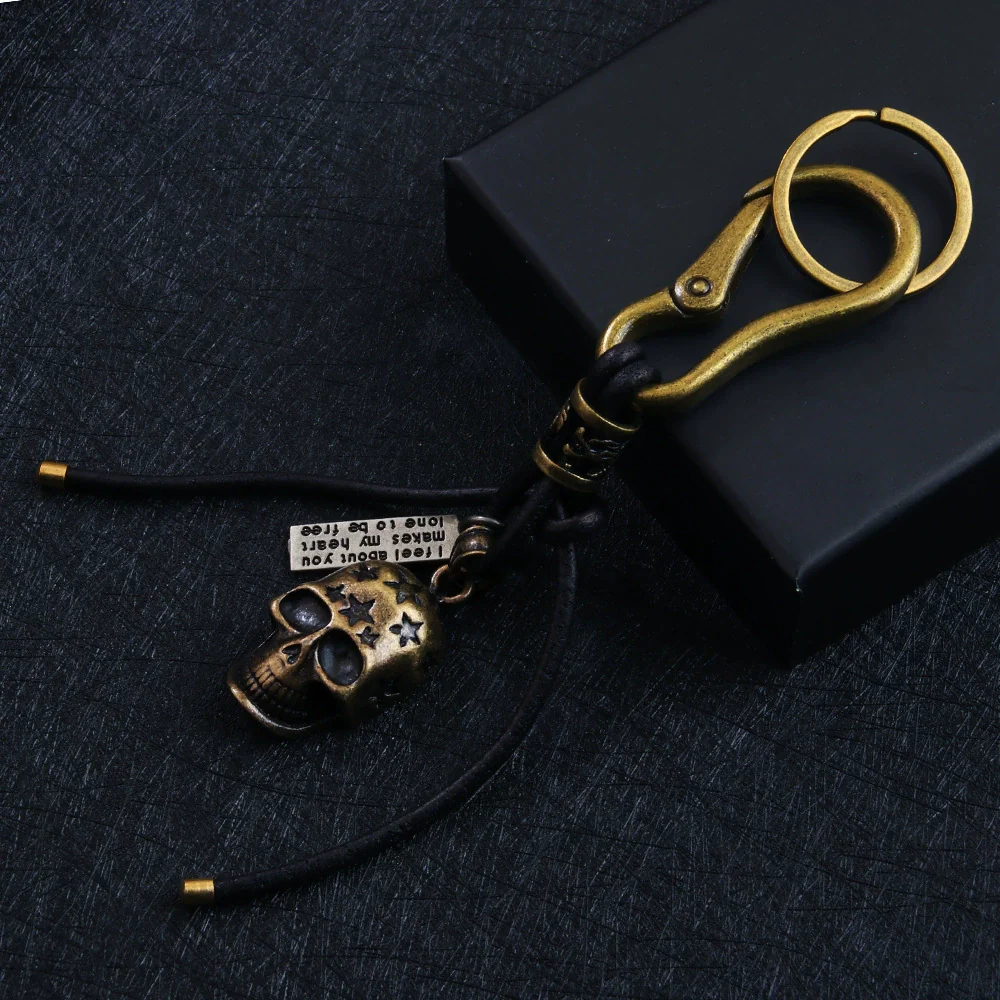 Alloy Gothic Skull Key Chain Pendant Electroplated Popular Exaggerated Personality Key Ornament - Image 4