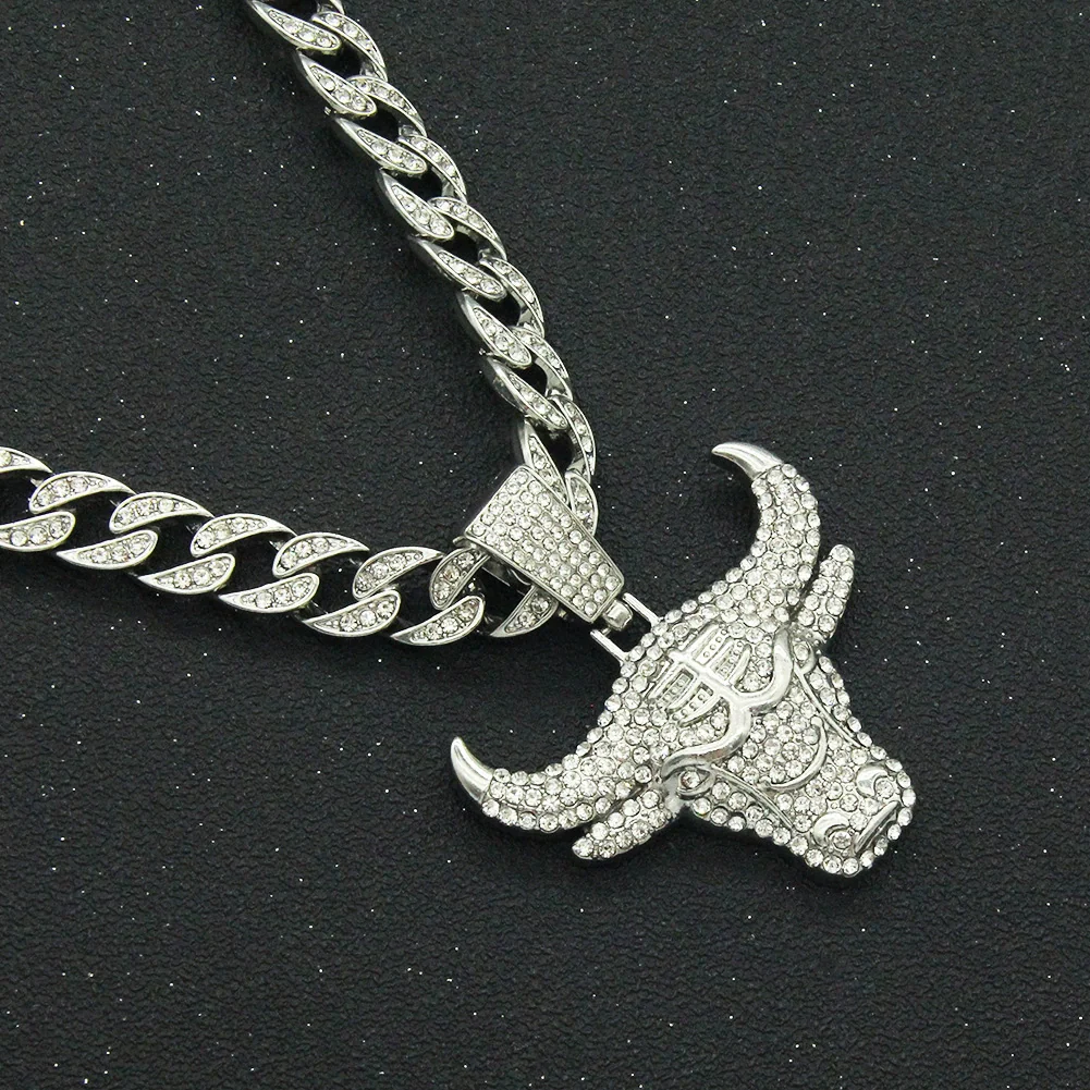 Alloy Hiphop Geometric Diamondencrusted Cow's Head Pendant Cuban Chain Necklace - Image 4
