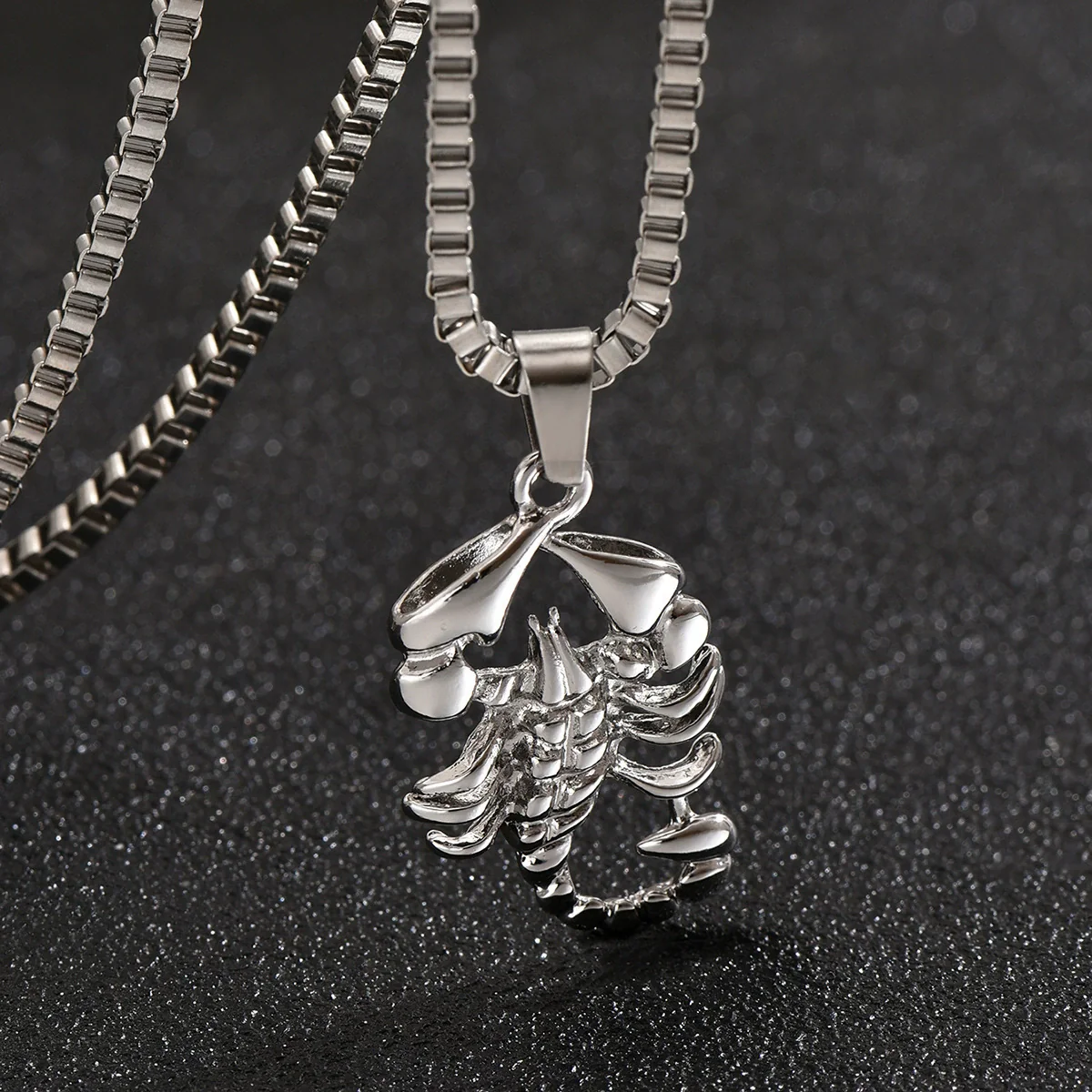 Alloy Hiphop Scorpion Zodiac Animals Pendant Necklace With Square Pearl Chain Electroplated Jewelry Unisex