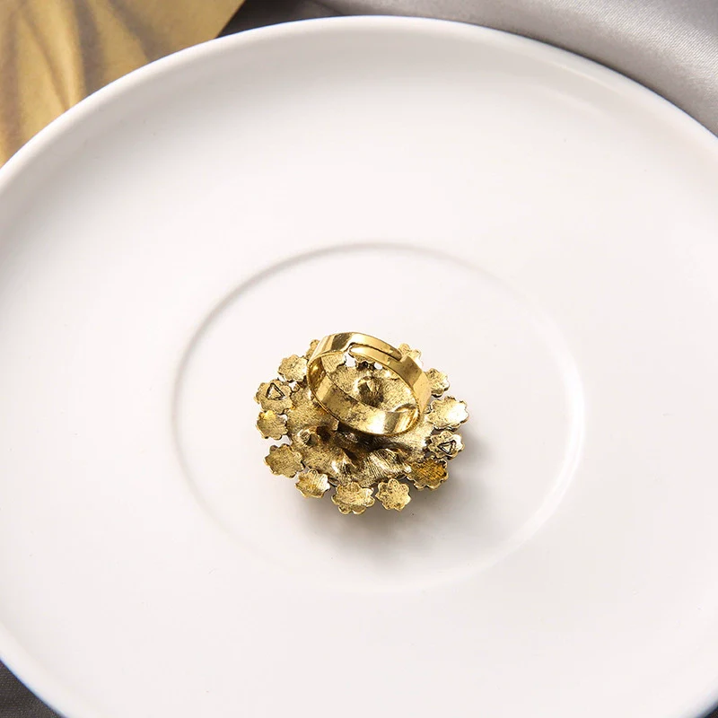 Alloy Hollow Flower Opening Ring For Women With Diamond Design Retro Fashion Style - Image 4