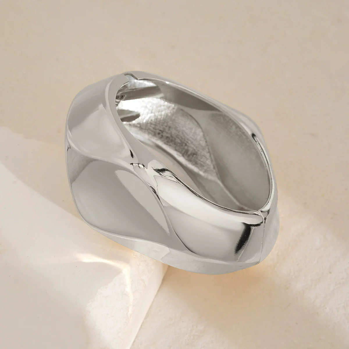 Alloy Ins Style Asymmetrical Cut Edge Spring Bracelet Electroplated - Image 7