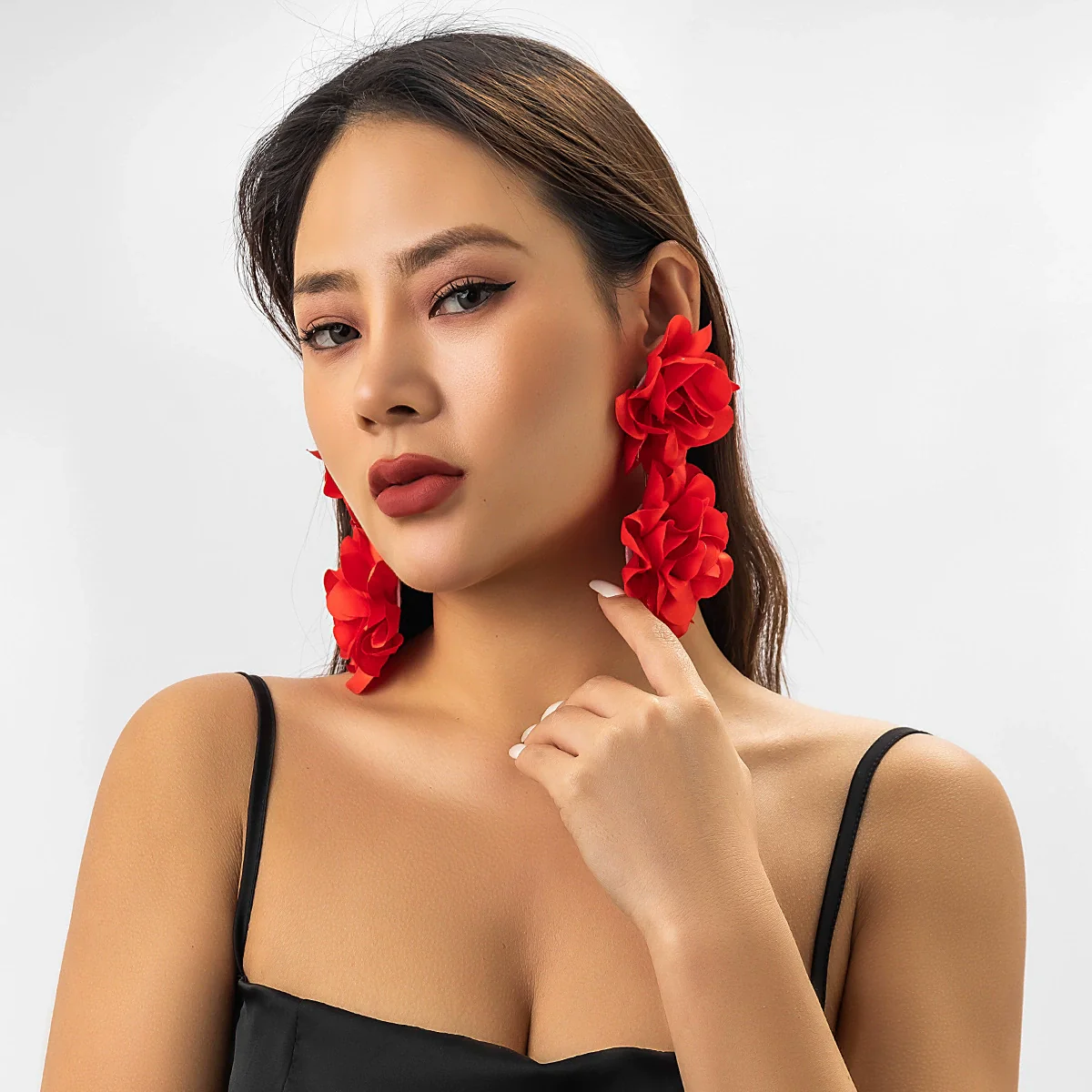 Alloy Jewelry Flower Tassel Ear Clip Electroplated For Women - Image 6
