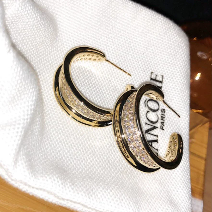 Alloy Jewelry Simple Microinlaid Zircon Star Design Women's Earrings