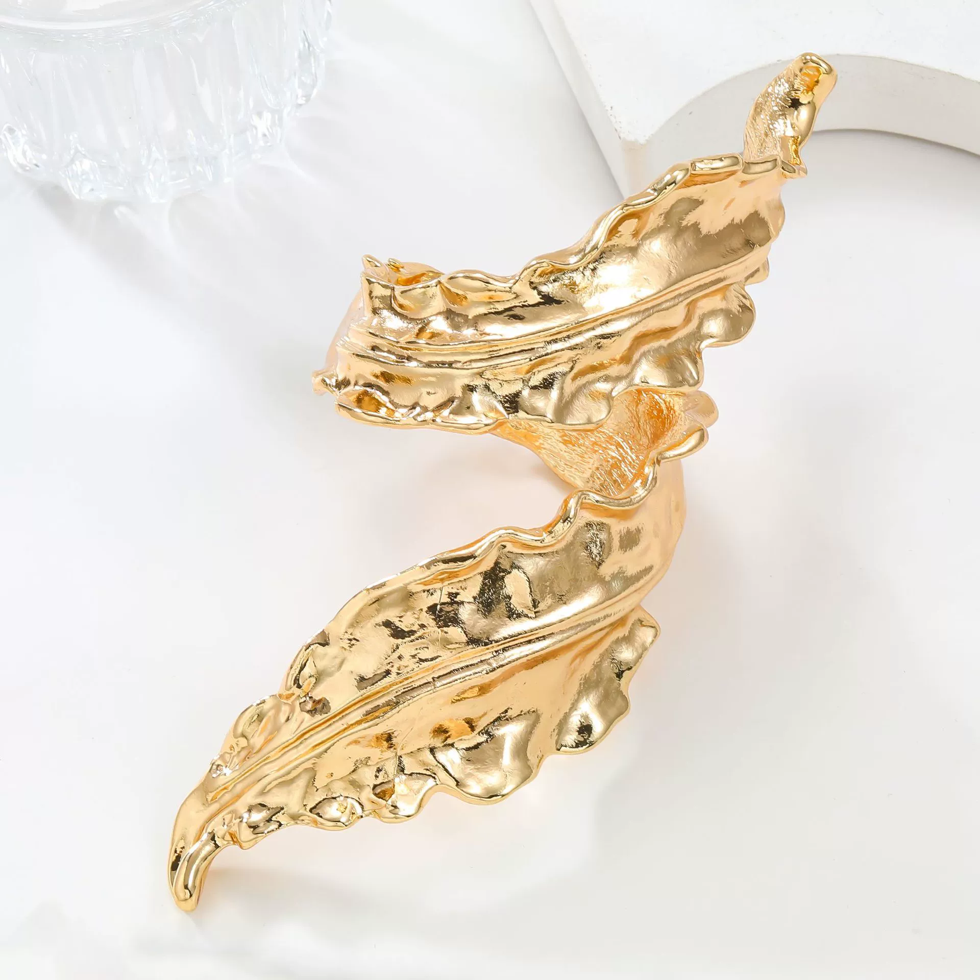 Alloy Leafshaped Electroplated Hip Hop Women's Bracelet With Plant Flowers Style - Image 3