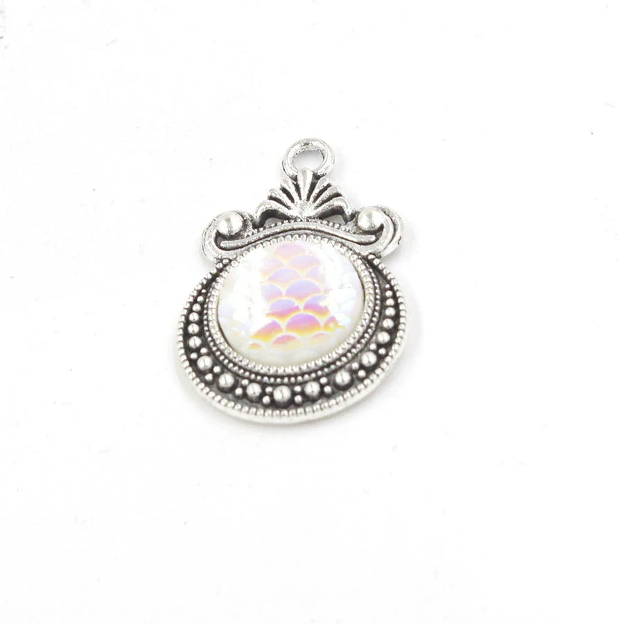 Alloy Ocean Moon Fish Scale Pendant Jewelry Accessories Electroplated With Round Pattern - Image 15