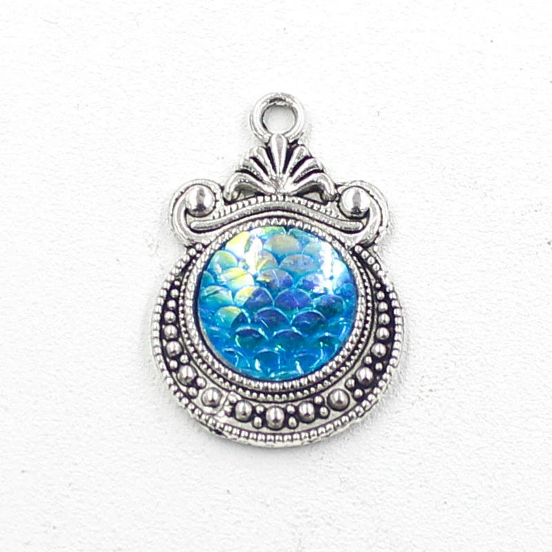 Alloy Ocean Moon Fish Scale Pendant Jewelry Accessories Electroplated With Round Pattern - Image 3