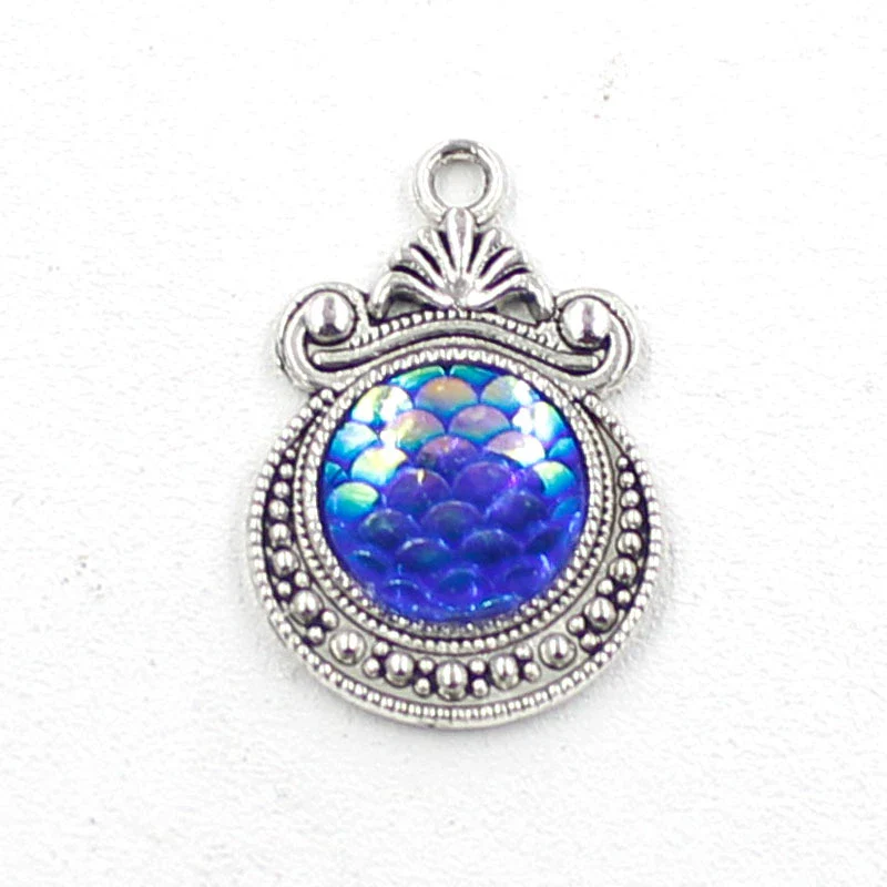 Alloy Ocean Moon Fish Scale Pendant Jewelry Accessories Electroplated With Round Pattern - Image 5