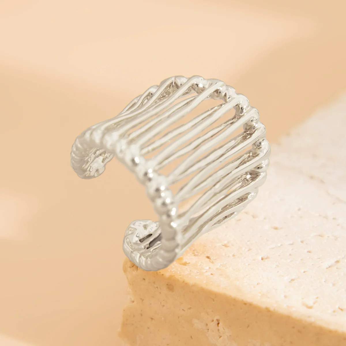Alloy Open Ring With Bow Tie And Geometric Pattern Electroplated For Women Niche Style - Image 11