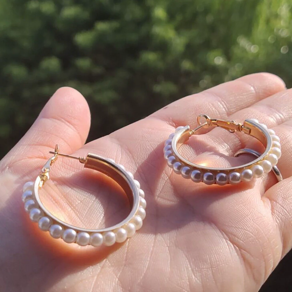 Alloy Pearl Round Electroplating Earrings Wholesale - Image 2