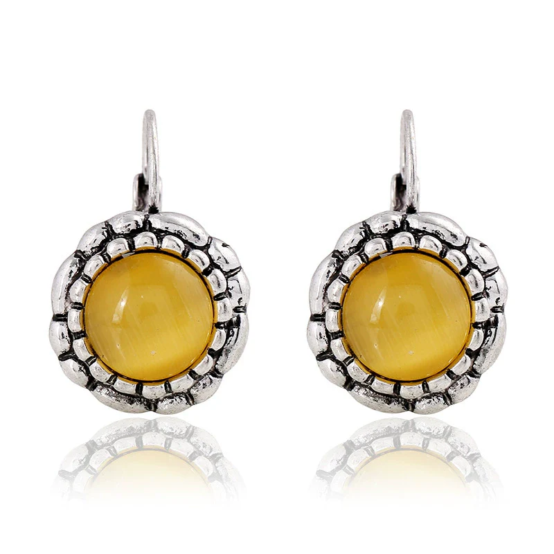 Alloy Retro Cat's Eye Sunflower Diamond Women's Earrings - Image 5