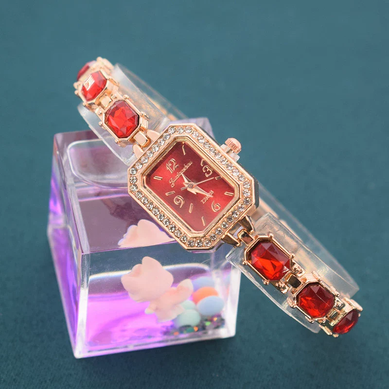 Alloy Rose Gold Women's Bracelet Watch Square Diamond Casual Quartz Watch - Image 4