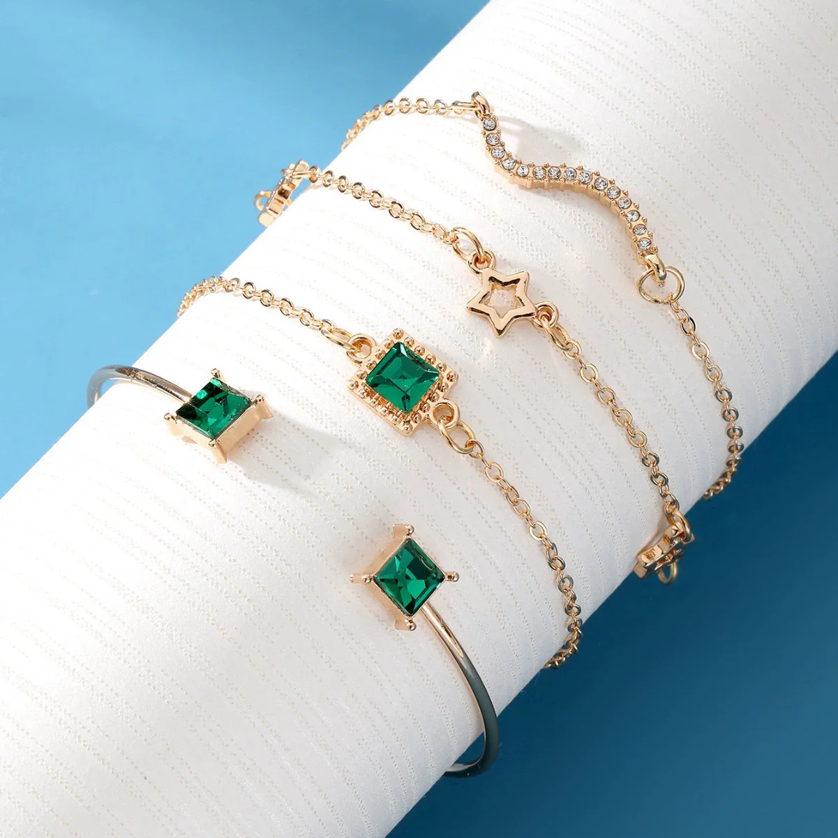 Alloy Square Star Snake Diamondencrusted Bracelet Set With Geometric Design For Women And Unisex - Image 3